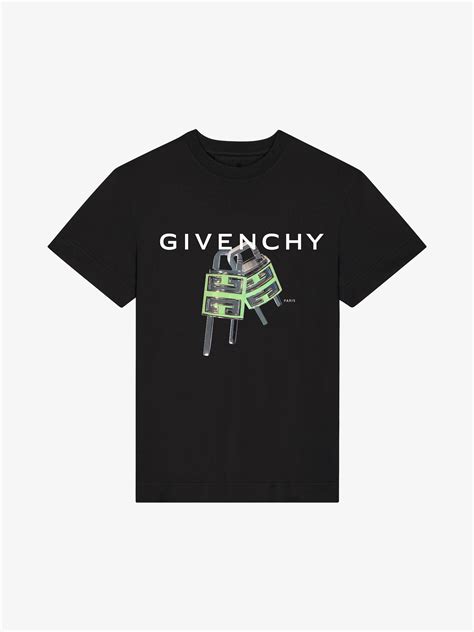 givenchy 4g t shirt.